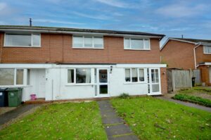 **SOLD SUBJECT TO CONTRACT**Lower Broadheath, WR2