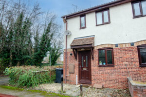 Powderham Avenue, Warndon Villages