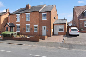 Station Road, Fernhill Heath