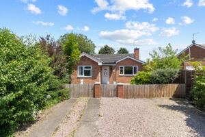 *SOLD STC* Himbleton Road, WR2