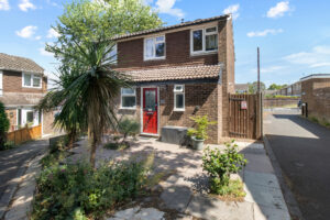 Droitwich, WR9 8SR